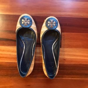 Tory Burch woven flat size 11
